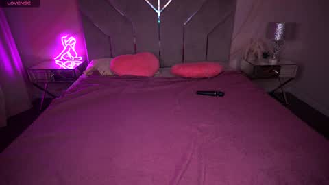 Agatha  online show from March 10, 1:43 pm