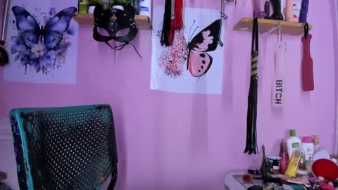 Snapshot of daphneandrade chatting on February 24, 12:46 pm daphneandrade online show from February 24, 12:46 pm