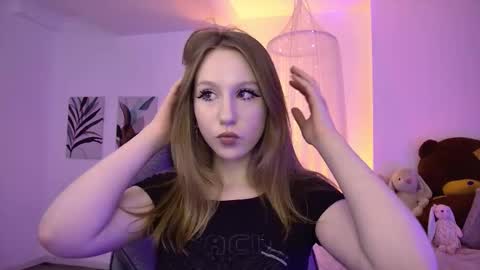 Daria Tate online show from March 8, 12:31 pm