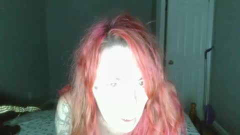Snapshot of darienbaby96 chatting on September 8, 11:59 pm darienbaby96 online show from September 8, 11:59 pm