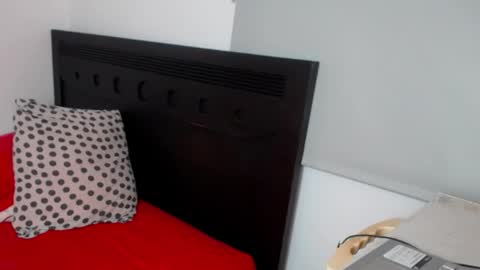 Snapshot of dariinka_vera chatting on September 19, 4:33 am Dariinka Vera online show from September 19, 4:33 am