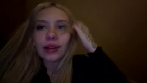 dark cherie  stacy online show from March 8, 11:52 pm