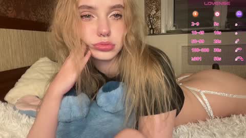 Darkside online show from December 4, 7:45 pm