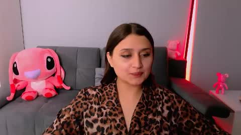 Amelie online show from May 5, 7:39 pm