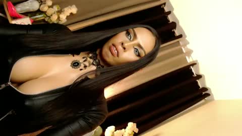 Snapshot of darksoul_mistress chatting on February 28, 10:41 am HAPPY BIRTHDAY MISTRESS MADRIANA online show from February 28, 10:41 am