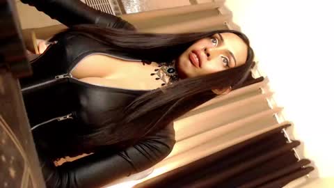 Snapshot of darksoul_mistress chatting on February 15, 9:28 pm HAPPY BIRTHDAY MISTRESS MADRIANA online show from February 15, 9:28 pm