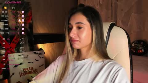 Belle online show from November 2, 5:11 am