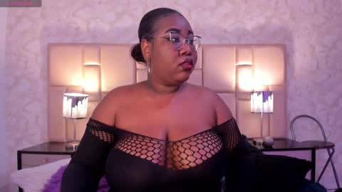 Snapshot of darnellqueen chatting on February 6, 7:02 am Darnell Queen online show from February 6, 7:02 am