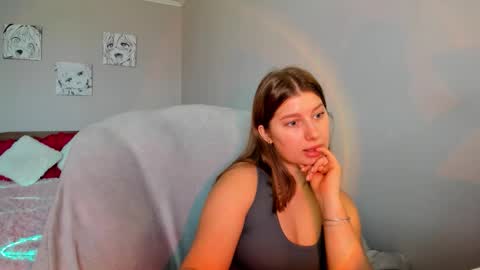 Snapshot of dashechka chatting on October 23, 5:57 am Dasha online show from October 23, 5:57 am