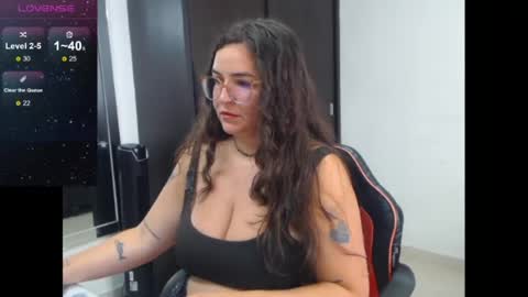 daviana online show from June 12, 2:14 pm