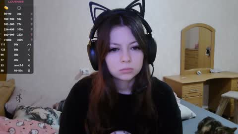 Alice online show from November 4, 8:19 am