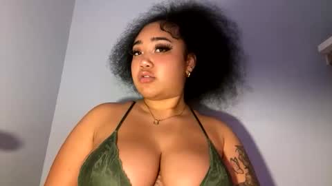 dayqueen1 online show from April 29, 11:46 am