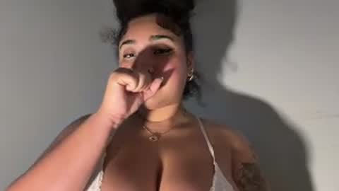 dayqueen1 online show from July 20, 10:39 am