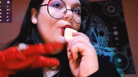 Luna online show from January 10, 10:47 pm