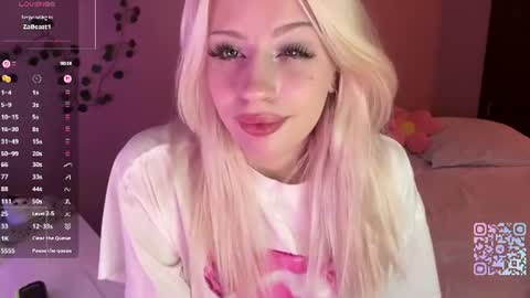 Maggie online show from June 12, 9:34 pm