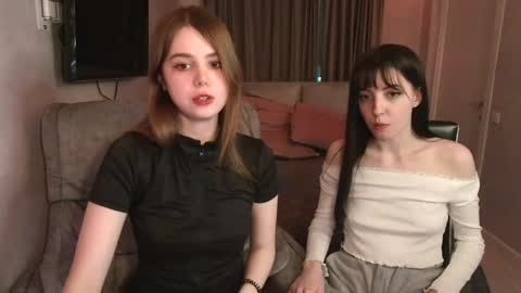 dear_helga online show from February 14, 4:20 pm