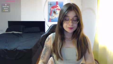 Snapshot of dearlilith6666 chatting on February 25, 2:37 pm dearlilith6666 online show from February 25, 2:37 pm