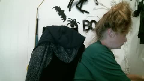 Snapshot of debbieafterhours69 chatting on October 5, 9:25 am DEBBIE online show from October 5, 9:25 am