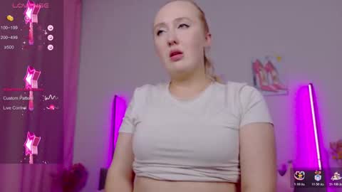 Cherry Pie online show from November 11, 7:22 pm