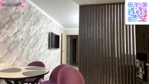 Anna online show from October 7, 4:11 pm