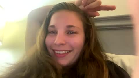 Snapshot of deepthroatqueen33 chatting on October 8, 10:58 pm deepthroatqueen33 online show from October 8, 10:58 pm
