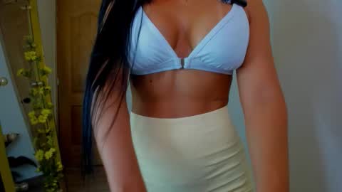 deisymadrid online show from October 20, 6:33 pm