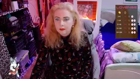 Snapshot of delicecat chatting on October 17, 8:12 pm Delicacat online show from October 17, 8:12 pm