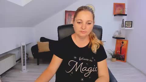 DeliciousLolly online show from July 27, 3:25 am