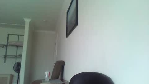 Snapshot of delightfuldark chatting on February 1, 8:05 pm delightfuldark online show from February 1, 8:05 pm