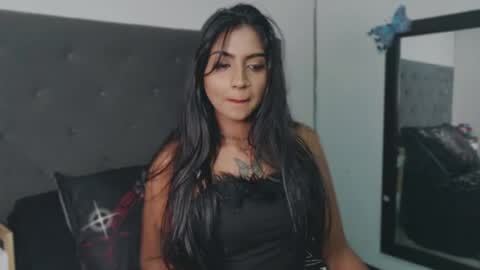 Delilah Blaze online show from June 12, 5:15 am