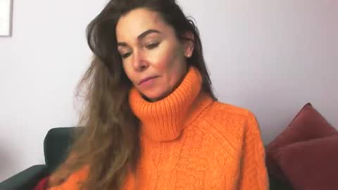 Snapshot of delilah_sweet chatting on September 23, 3:21 pm delilah_sweet online show from September 23, 3:21 pm