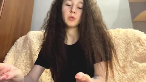 Sarah online show from March 12, 4:59 am