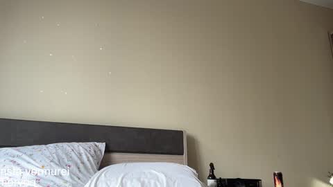 Delora online show from September 15, 6:43 am