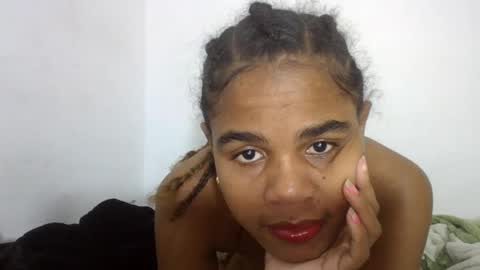 delphine online show from July 6, 4:09 pm