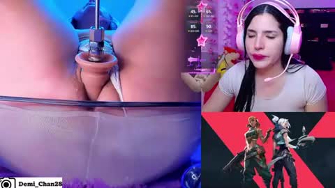 demiii online show from July 25, 3:13 am