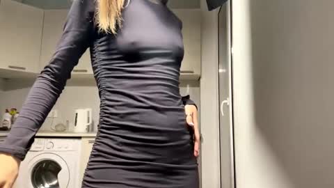 Denni online show from September 27, 5:09 pm