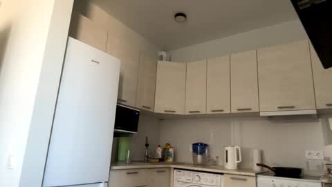 Denni online show from November 1, 12:31 pm