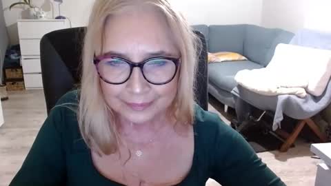 S O F I A online show from February 7, 3:08 pm