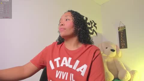 desty_y online show from February 9, 5:21 am