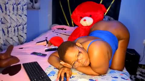 Dette online show from June 11, 2:53 am