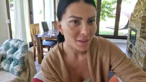 Tina online show from June 15, 12:38 pm