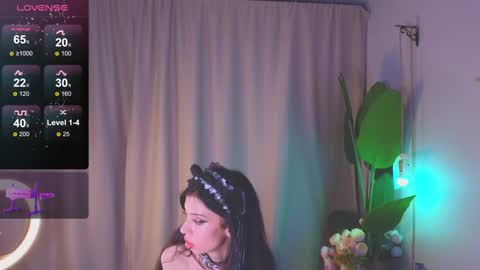 Snapshot of devilss_toy chatting on January 16, 2:30 pm CIBELLE online show from January 16, 2:30 pm