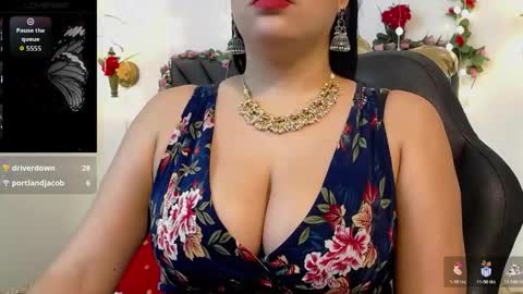 dharanisnisha online show from May 3, 12:30 pm