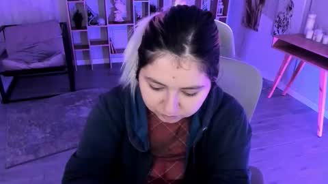 Dia online show from October 24, 8:27 pm