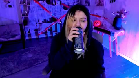 Dia online show from November 2, 10:57 pm