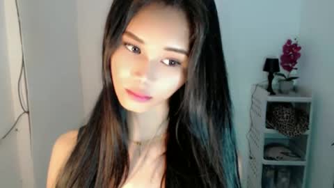 Bella online show from June 12, 10:45 am