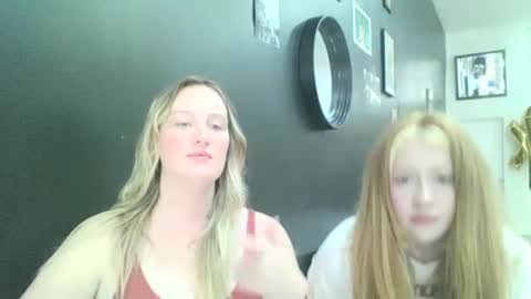 diamondj2104 online show from October 2, 7:52 pm