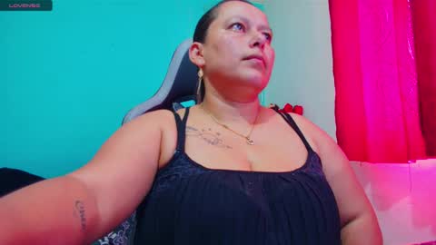 Diana Lozano online show from November 13, 2:05 pm