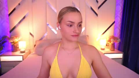 diana_nova online show from June 14, 6:47 am