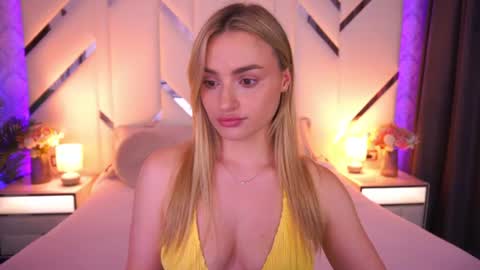 diana_nova online show from June 19, 1:47 pm